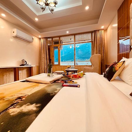 Hill River Resort - Central Heated & Air Cooled - Near Mall Road , Best Property Of Manali 2024- 2025 Ngoại thất bức ảnh